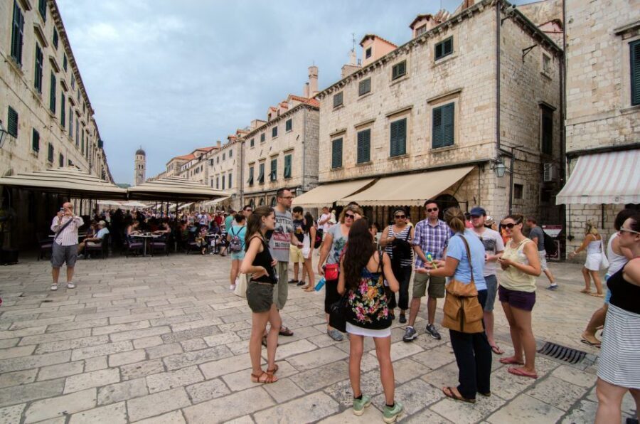 1.5-Hour Walking Tour of Dubrovnik's Old Town - Meeting at Pile Square: the easy start that helps you stay oriented