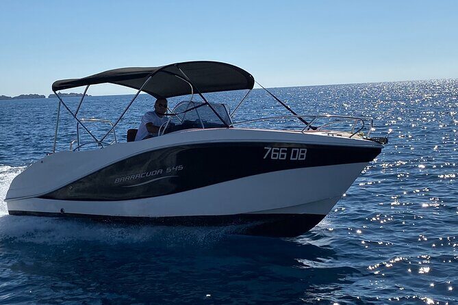 2 hours Elafiti Islands Private Tour by Barracuda 545 - Your skipper: why Tom keeps coming up