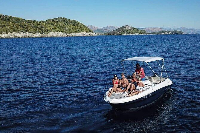 4-hour Private Boat Tour From Dubrovnik with Drinks - Meeting point on the waterfront: know where to be