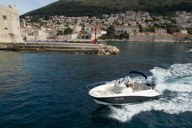 8h from Dubrovnik to the Elafiti islands with Quicksilver 675 boat - What You Really Get: Snorkeling Equipment and a Borrowed GoPro