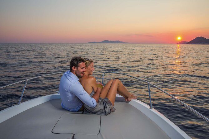 Amazing Sunset by private boat - Meeting at Boškovićeva ul. 3: easy start, no maze