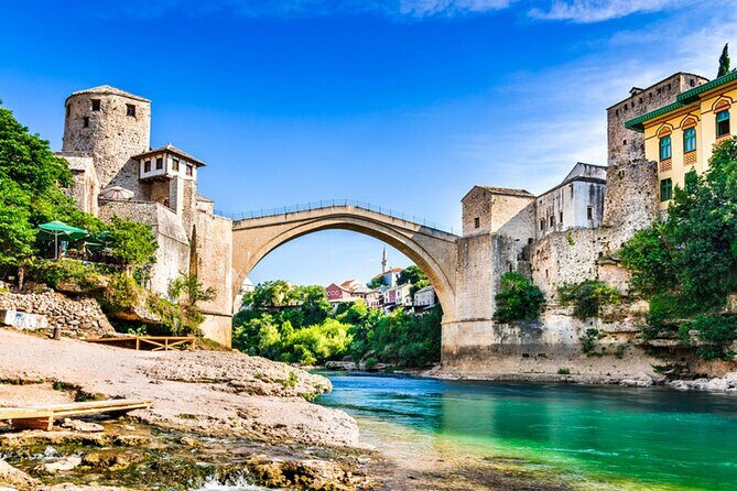 Bosnia Day Trip: Mostar and Kravice Waterfalls by Luxury Minibus - Kravice Waterfalls: A 45-Minute Nature Break That Still Delivers