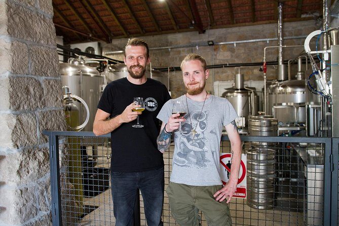 Brewery Tour with Food included - Location benefits: why ending back at the brewery is smart
