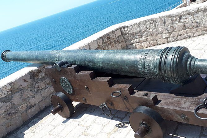 City Walls Legends and Facts Tour - Weather and practical realities