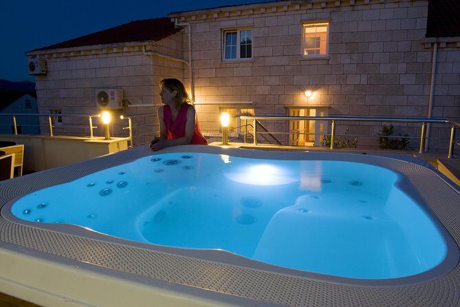 Croatia Luxury Villa and Yacht Combo Package on Korcula Island - Dubrovnik without traffic stress, plus Game of Thrones time