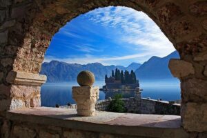 Discover Korcula from Dubrovnik - The 7:00 AM pickup and the scenic Pelješac route