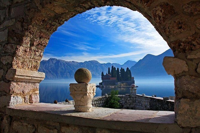 Discover Korcula from Dubrovnik - The 7:00 AM pickup and the scenic Pelješac route