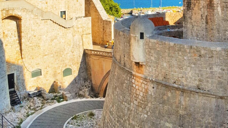 Dubrovnik: 1.5-Hour Guided Old Town Walking Tour - What I like most (and why it matters)