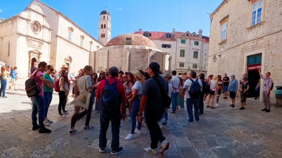Dubrovnik: 1.5-Hour Guided Old Town Walking Tour - Before you enter: Fort Lovrijenac and Bokar viewpoints