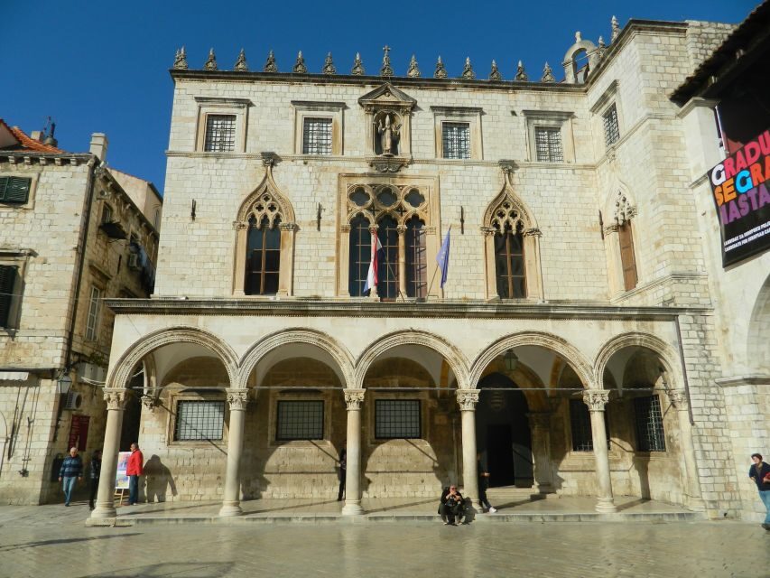 Dubrovnik: 1.5-Hour Guided Old Town Walking Tour - Onofrio’s Fountain: water history you’ll remember