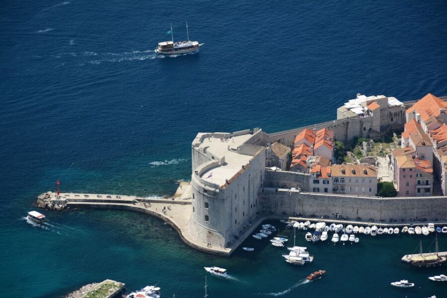 Dubrovnik: 45-Minute Panoramic Cruise Tour - The Old Town Pier to Coastal Views: Your Photo Runway