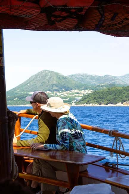 Dubrovnik: 6 hours Blue cave & Elaphiti with optional lunch - Drinks and Optional Lunch: How This Tour Handles Food Value