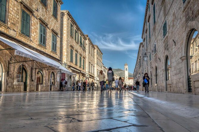 Dubrovnik Above Beyond, Srdj drive & guided Old Town PRIVATE SHORE EXCURSION - Franjo Tudman Bridge viewpoint: the fast way to orient Dubrovnik
