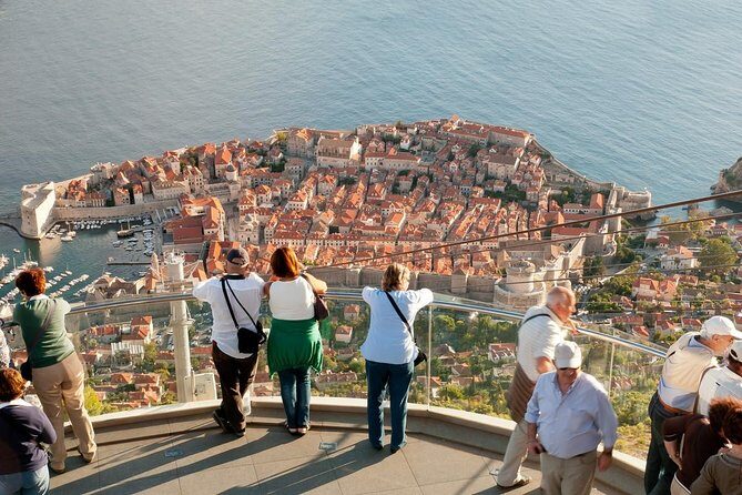 Dubrovnik Airport Transfer Shuttle - Private group value: up to 4 for one price