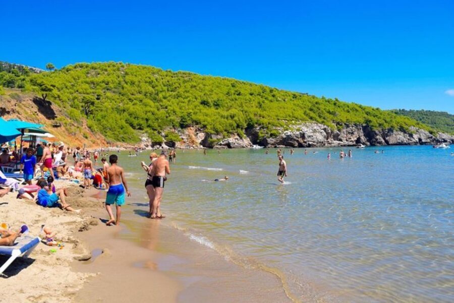 Dubrovnik: Blue Cave & Sunj Beach Boat Tour with Drinks - Sunj Beach on Lopud: the sandy reset after cave swims