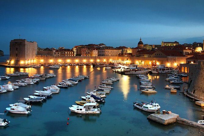 Dubrovnik by Night, History, Wine & Bites - Wine and bites at Wine Bar Škar Dubrovnik Old Town