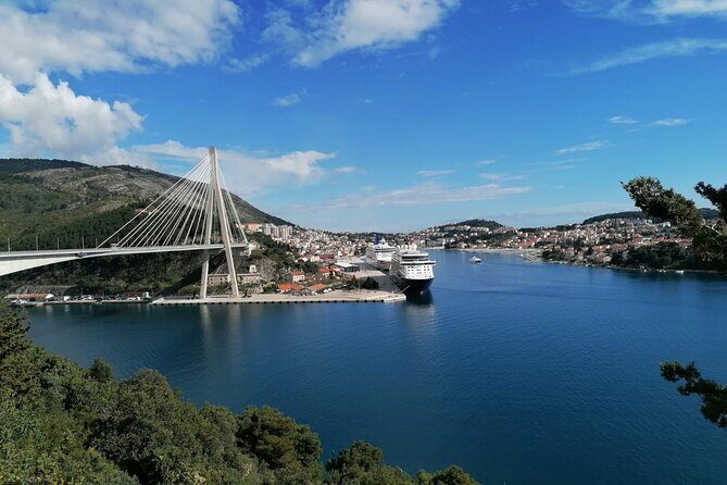 Dubrovnik City Tour with History, Photos & Round Trip Ride - Getting the Most Out of the Photo Breaks