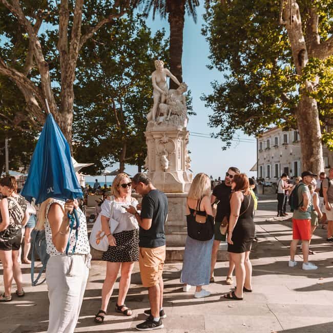 Dubrovnik: City Walls Early Morning or Sunset Walking Tour - Meeting at Amerling Fountain: start outside the crowd, step into the story