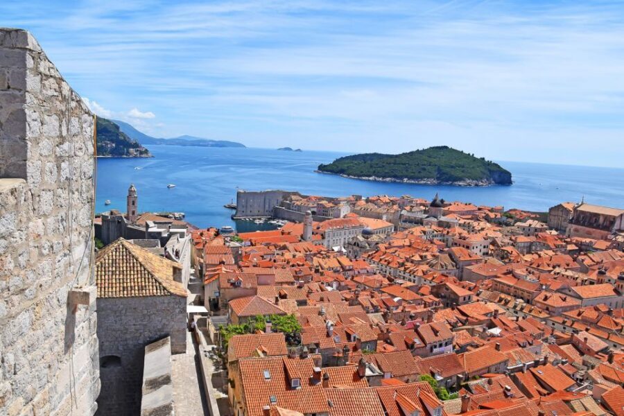 Dubrovnik: City Walls Early Morning or Sunset Walking Tour - Fort stops that make the walk click: Bokar and Minceta