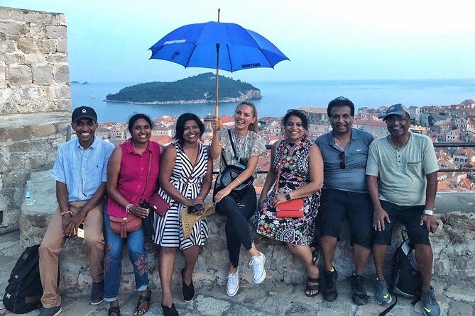 Dubrovnik City Walls Sunset Guided Tour - Meeting point on Brsalje ul. 2 (and how to find the guide fast)