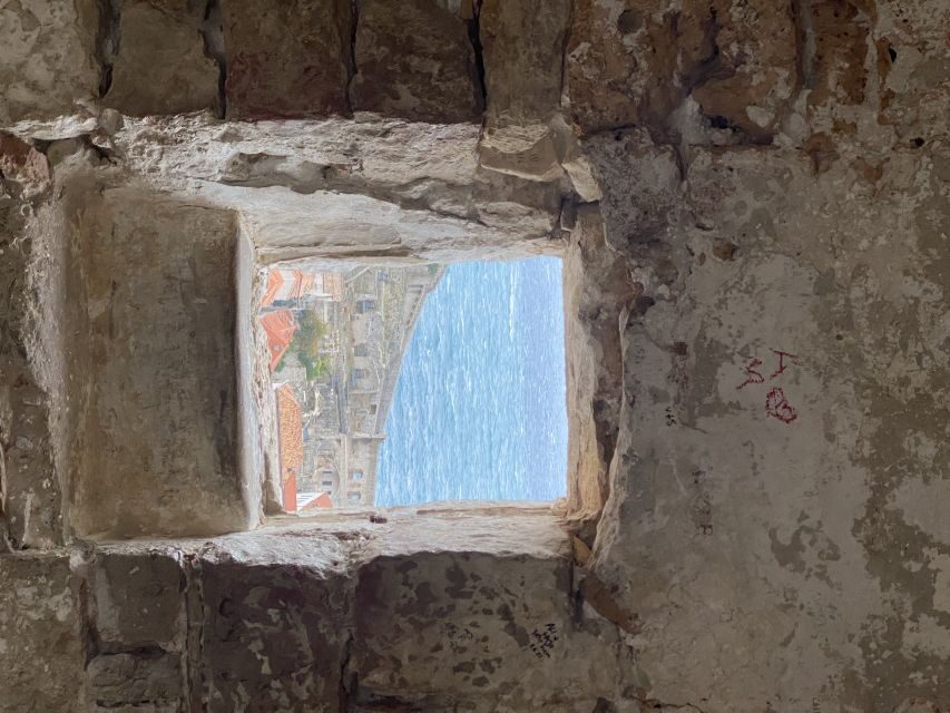 Dubrovnik: City Walls Tour for Early Birds & Sunset Chaser - Pace, group size, and why the guide can make or break it