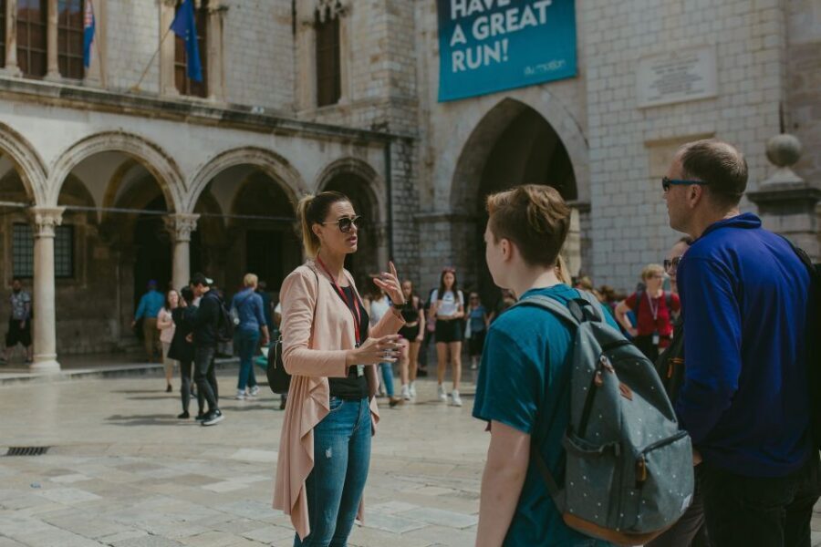 Dubrovnik: Early Bird Walking Tour - The Ivan Gundulić Monument and Ulica od Puča: Where Local Detail Shows Up