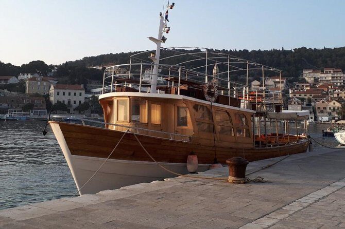 Dubrovnik Elafiti Islands Cruise with Lunch, Drinks and Pickup - Koločep: the first island stop for swimming and easy island wandering