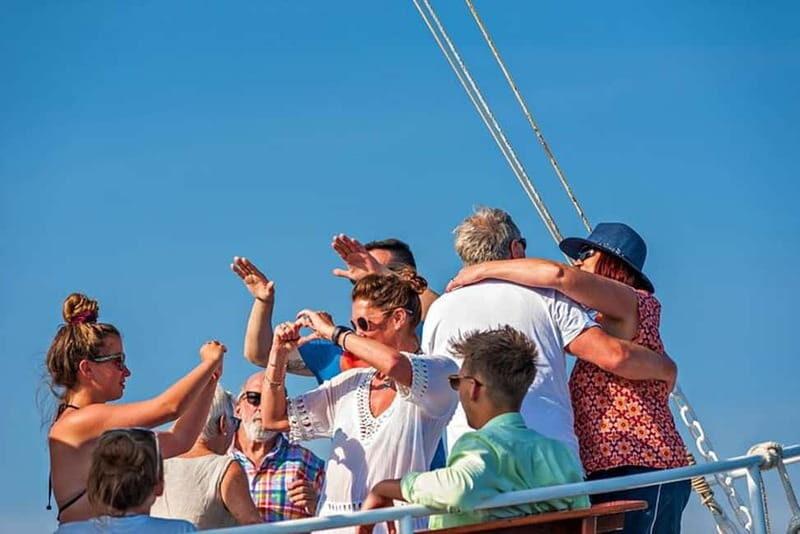 Dubrovnik: Elaphite Islands Cruise with Lunch and Drinks - The crew energy: where this tour earns a near-perfect score