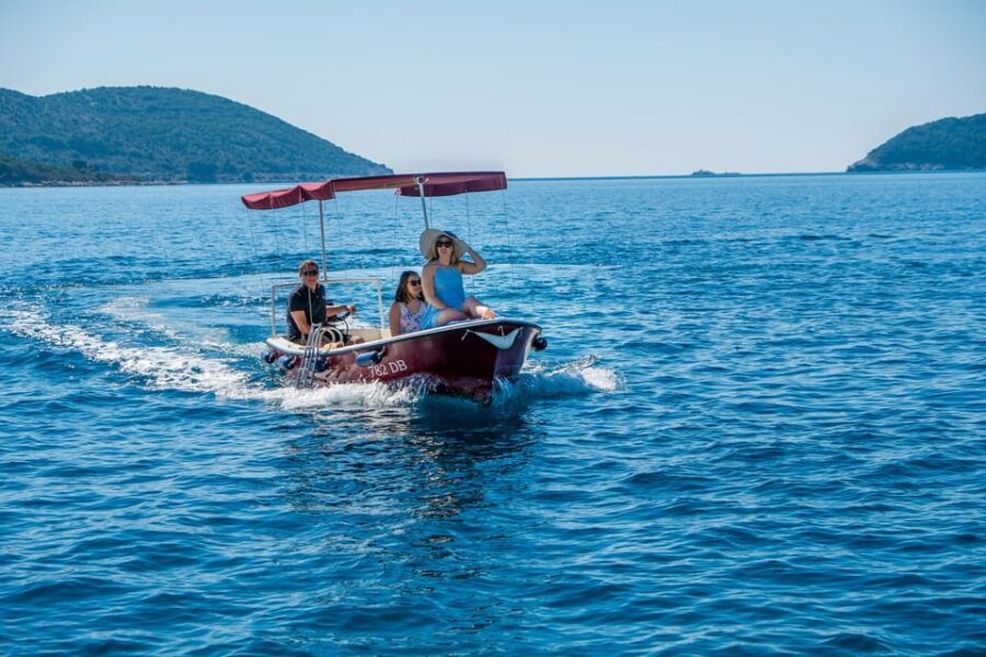 Dubrovnik: Elaphiti Islands Boat Rental - Three Green Caves: snorkelling in clear water