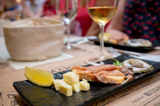 Dubrovnik Food and Drink Walking Tour with a Local Guide - Porat Dubrovnik and the Cathedral: maritime wealth meets spiritual power