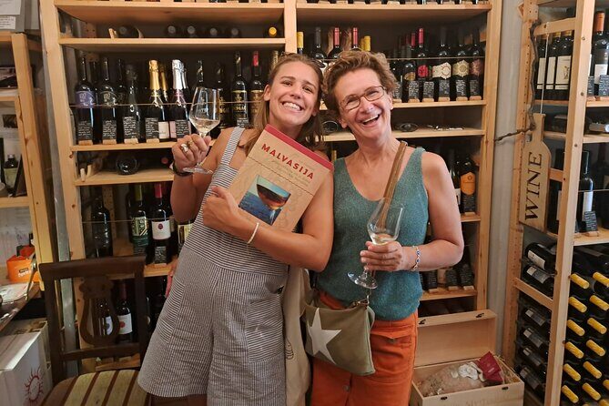 Dubrovnik Food & Wine Tour (Small-Group) - What you actually eat: cold tapas, warm tapas, two mains, dessert