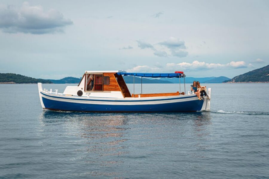 Dubrovnik: Full-Day Blue Cave & Elaphiti Islands Boat Tour - Šipan Island: Suđurađ, Olive Groves, and Beach Time