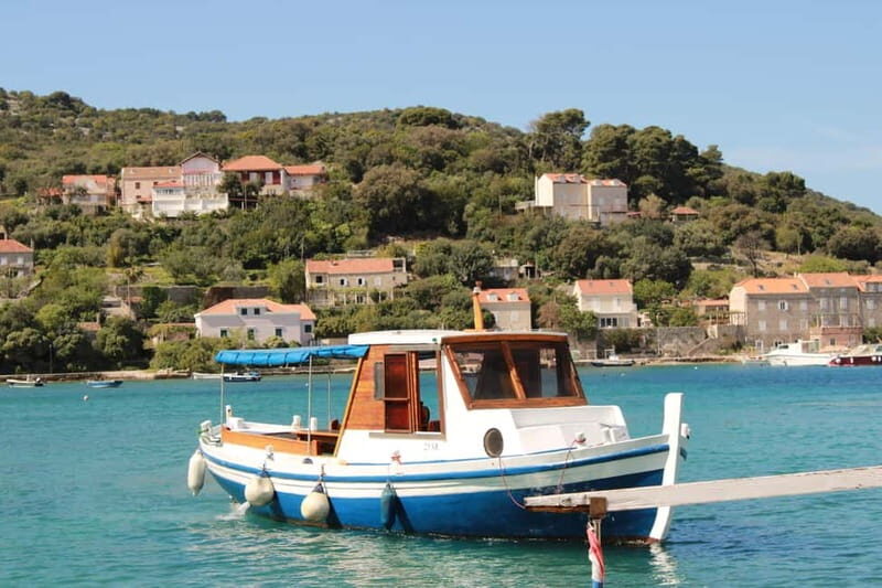 Dubrovnik: Full-Day Blue Cave & Elaphiti Islands Boat Tour - What the Small Boat Really Changes: Comfort and Photo Time