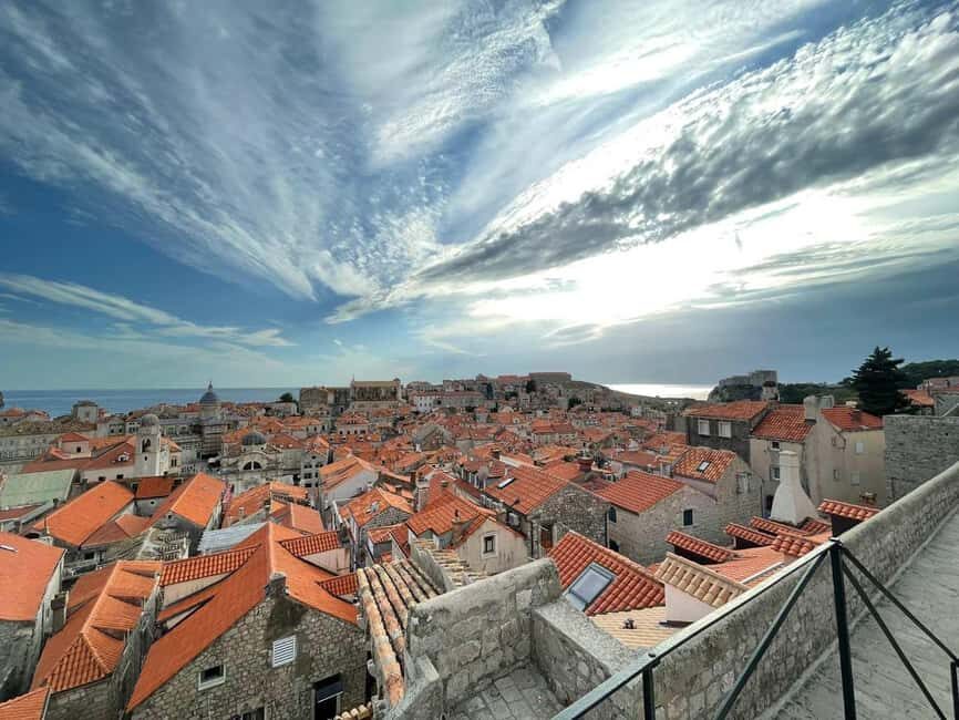 Dubrovnik: Game of Thrones & City Walls Walking Tour - Starting at Amerling Fountain: where your Dubrovnik wall walk begins