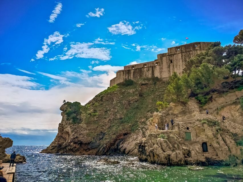 Dubrovnik: Game of Thrones Complete Experience Tour - The “extras problems” talk: why the guide’s set background is the real win