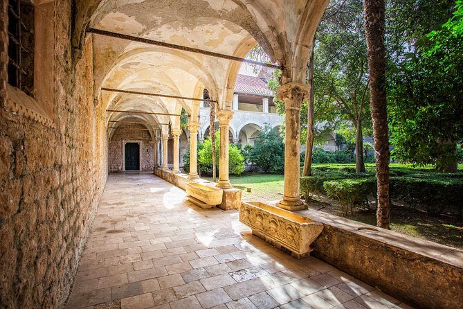 Dubrovnik Game of Thrones Full-Day Tour + Lokrum & Srđ - Mount Srđ by van: viewpoints that beat the cable car value