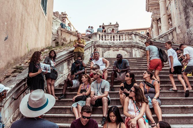 Dubrovnik: Game of Thrones Walking Tour - Finding the tour: orange umbrellas at Brsalje 8