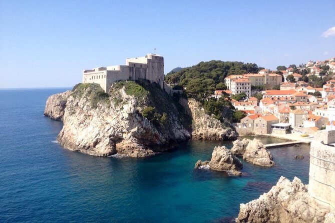 Dubrovnik: Game of Thrones Walking Tour - Photo stops that actually matter: Boškovićeva ulica and the replica Iron Throne