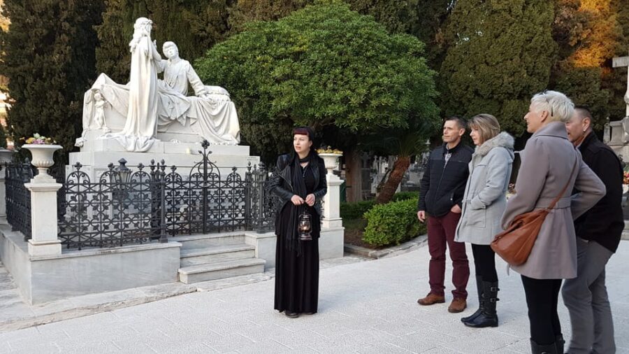 Dubrovnik: Ghosts and Mysteries Walking Tour - Boninovo’s cemetery, old palaces, and the “dark veil” feeling