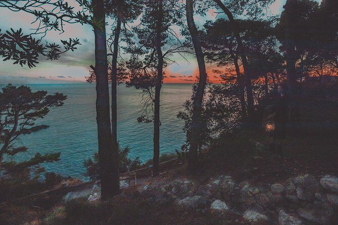 Dubrovnik Ghosts and Mystery Walking Tour - Getting ready: what to wear and how to make the most of the night