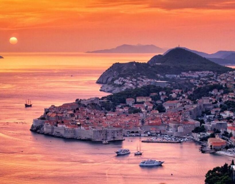 Dubrovnik: Golden Hour Sunset Cruise - Dubrovnik Golden Hour, but from the water