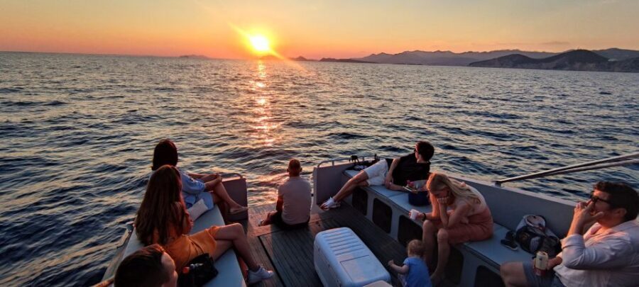 Dubrovnik: Golden Hour Sunset Cruise - Who this sunset cruise suits best