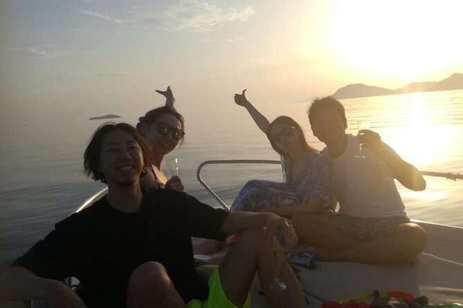 Dubrovnik: Golden Hour Sunset Cruise with Drinks - Should You Book This Golden Hour Sunset Cruise?