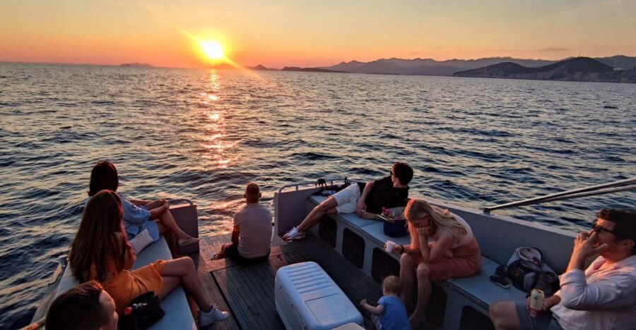 Dubrovnik: Golden Hour Sunset Cruise - The views: City Walls, Lovrijenac fortress, and Lokrum island