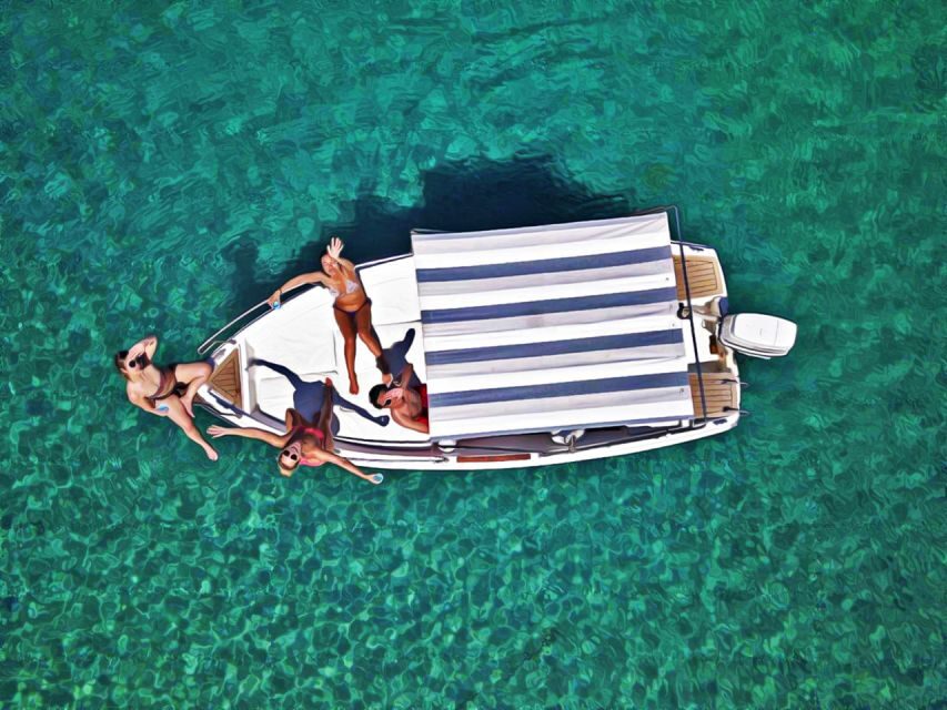 Dubrovnik: Half-Day Boat Tour to Elaphite Islands 4h - A skipper-led private day (Dario) with real communication