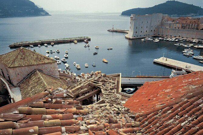 Dubrovnik Homeland War Private Tour - Jesuit staircase, hidden lanes, and the climb toward Minčeta