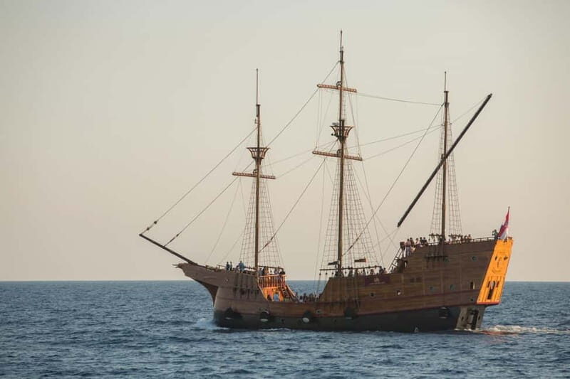 Dubrovnik: Karaka - Game of Thrones Cruise & Walking Tour - The sailing route: Dubrovnik from the angles the show used