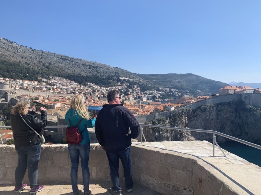 Dubrovnik: Legendary Game of Thrones Walking Tour - Pile Gate and Stradun: from city gateway to the main stage