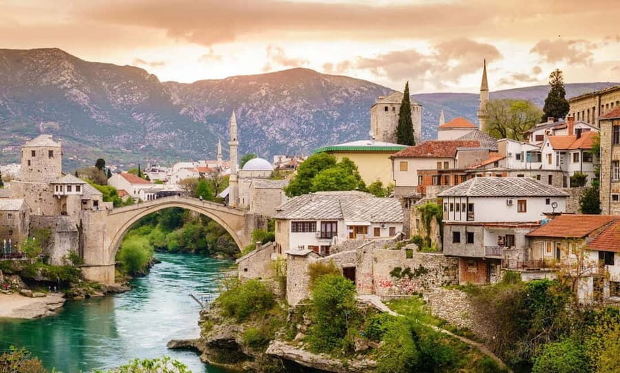 Dubrovnik: Mostar & Kravica Waterfalls Day Trip - Free time in Mostar: how to spend about two hours well