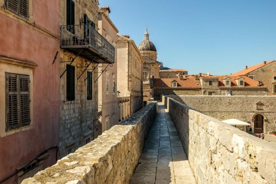 Dubrovnik: Old Town and City Walls Guided Walking Tour - What You’ll See Up Close on the Walls